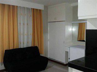 Big M Condotel Las Piñas Exteriér fotografie