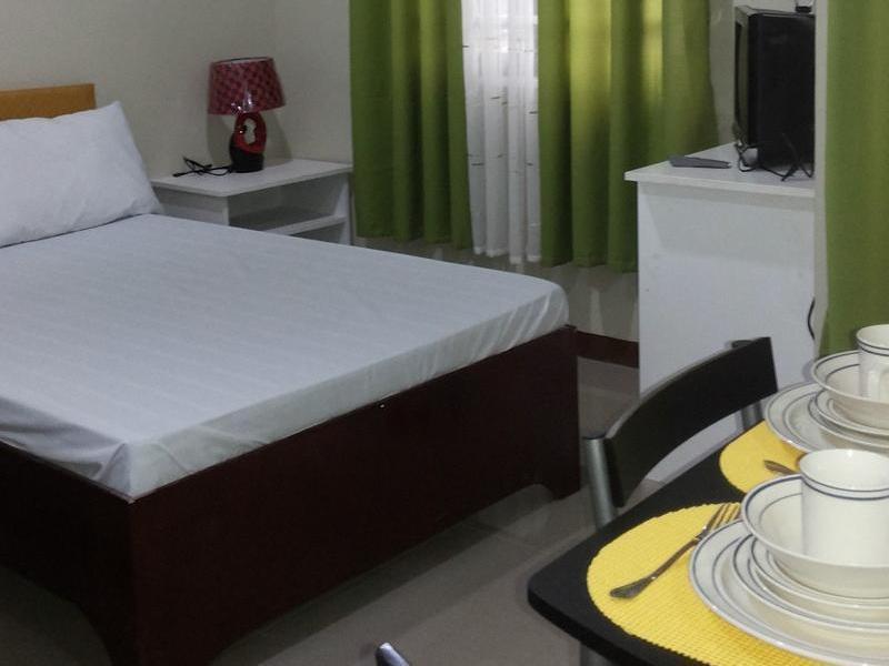 Big M Condotel Las Piñas Exteriér fotografie
